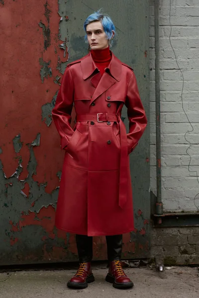 Look 19